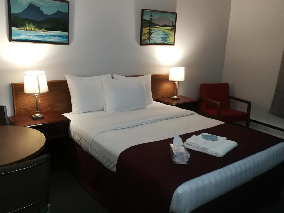 Sundowner Motel Кеш-Крік Екстер'єр фото