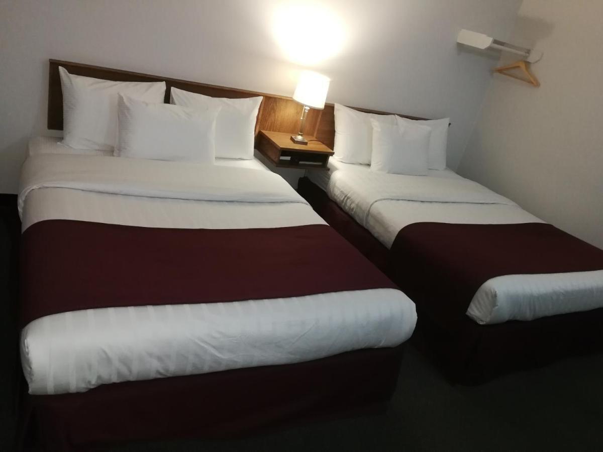 Sundowner Motel Кеш-Крік Екстер'єр фото